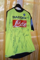 /album/a2008-2009/allenamento-maglia-autografata-squadra-jpg/